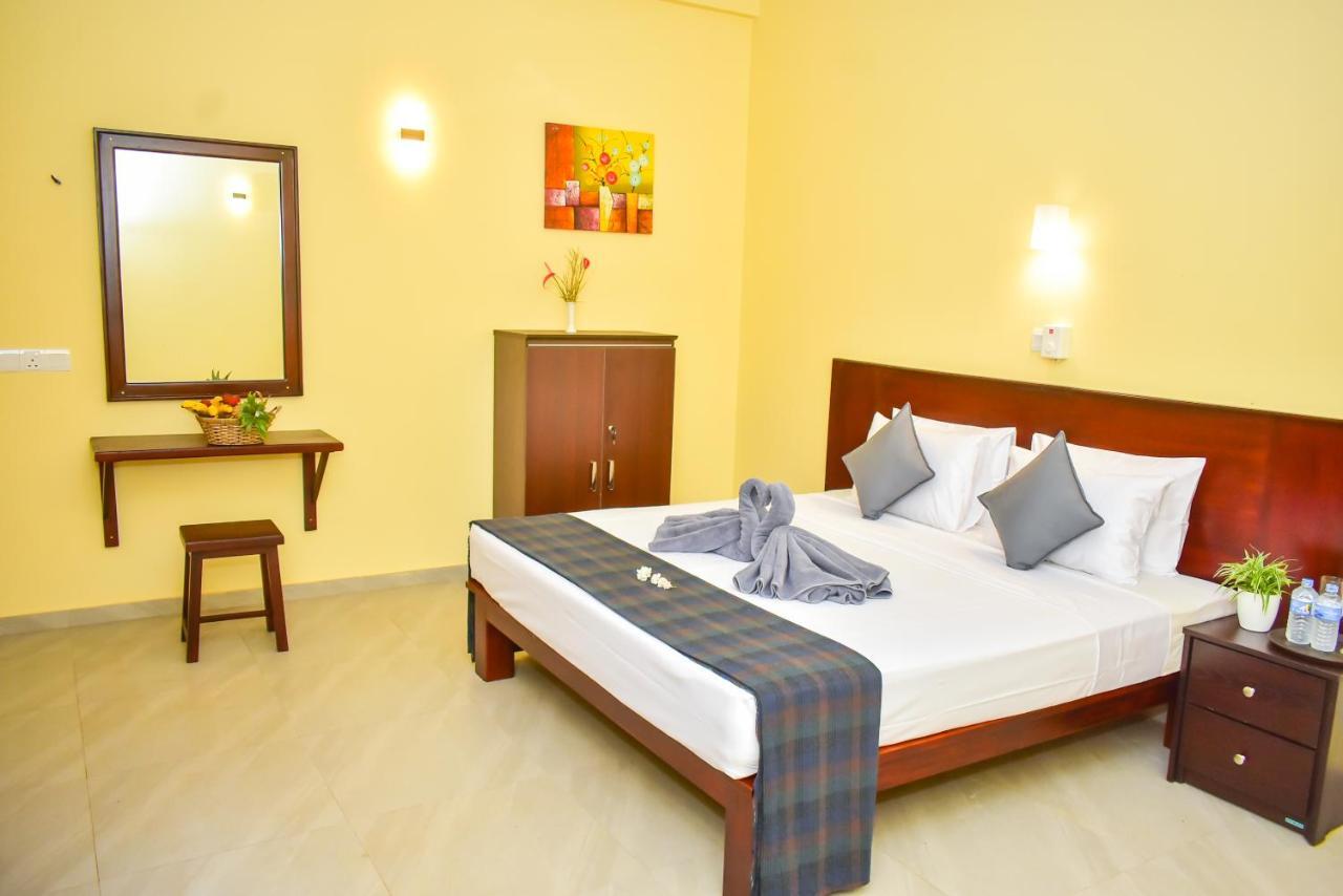Onera Villa Хиккадува Экстерьер фото