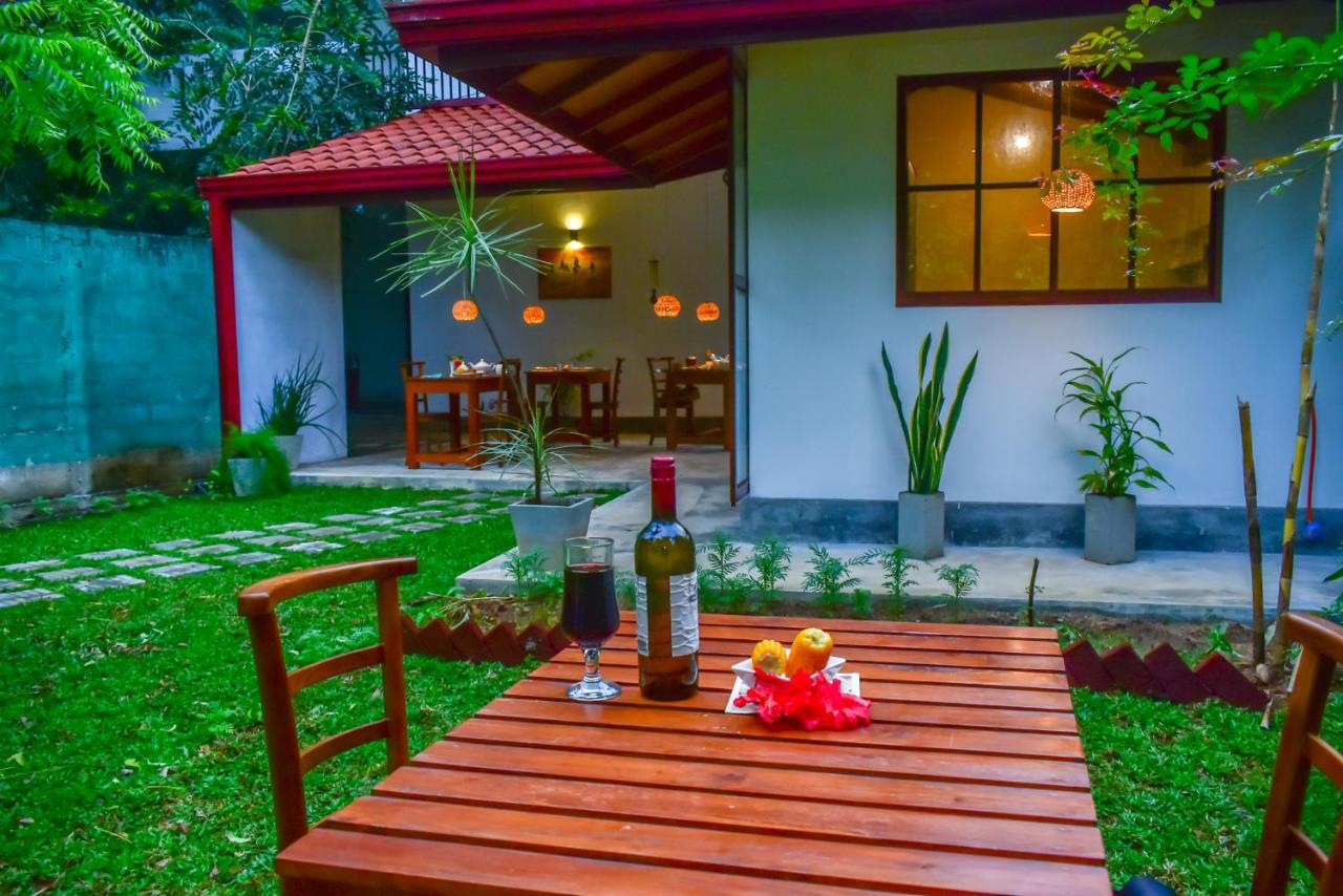 Onera Villa Хиккадува Экстерьер фото
