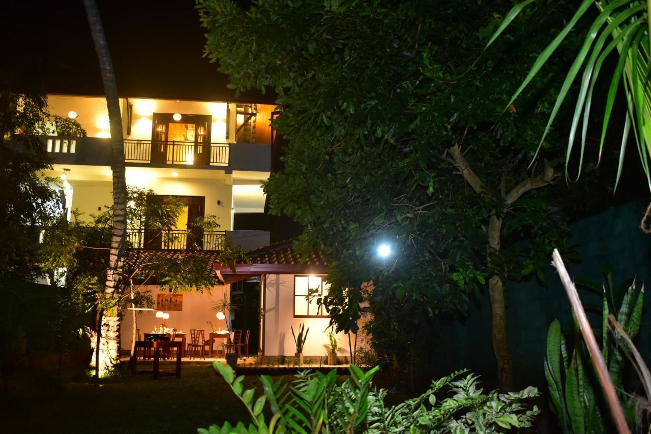Onera Villa Хиккадува Экстерьер фото